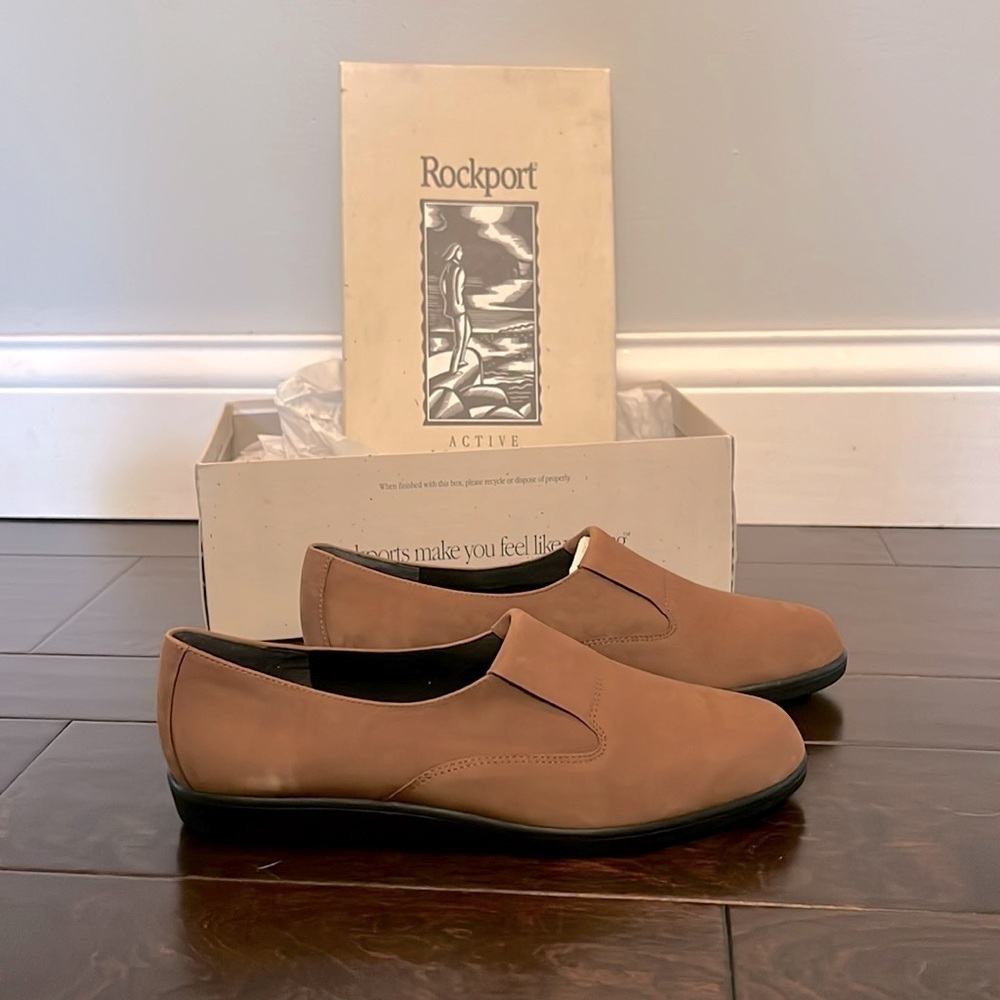Rockport chestnut slip on suede shoes NIB 7.5